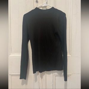 Black long sleeve t-shirt